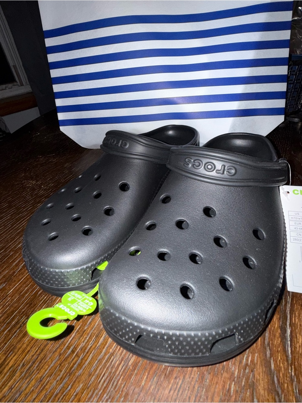 CROCS Kids Classic Clog in Black